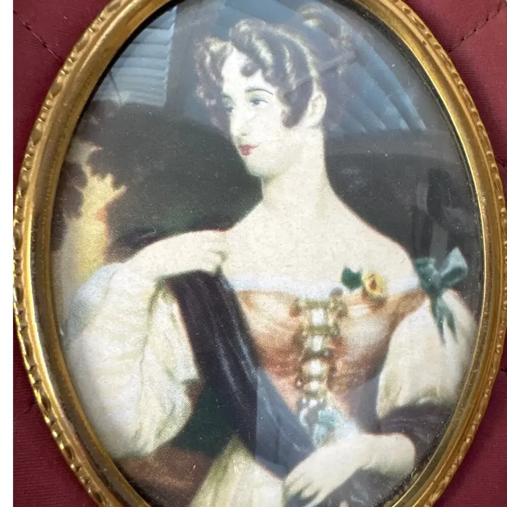 Vintage Victorian Lady Portrait Miniature Oval Cameo Frame Sir W.C. Ross Style